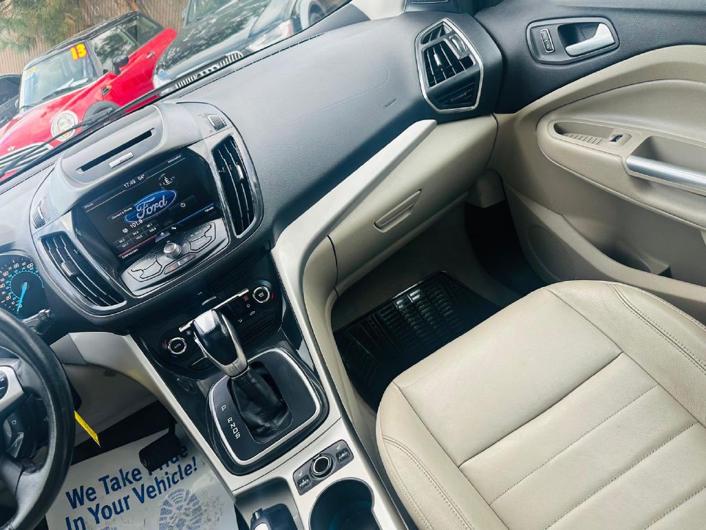 2013 Ford Escape Image 21