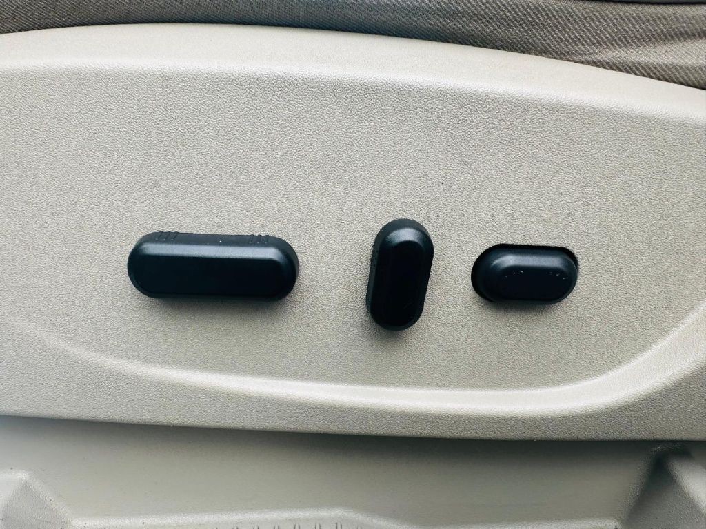 2013 Ford Escape Image 30