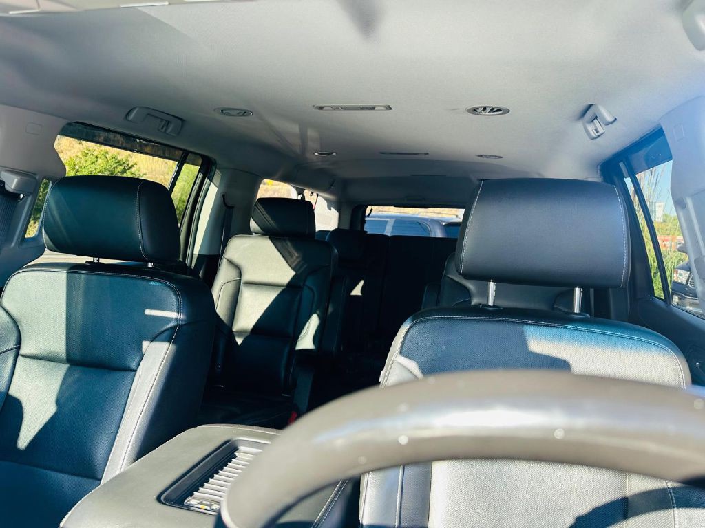 2017 Chevrolet Suburban Image 34