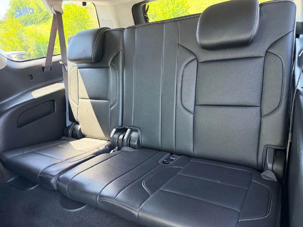 2017 Chevrolet Suburban Image 14