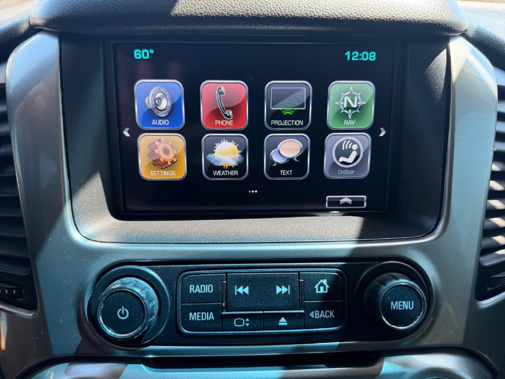 2017 Chevrolet Suburban Image 25