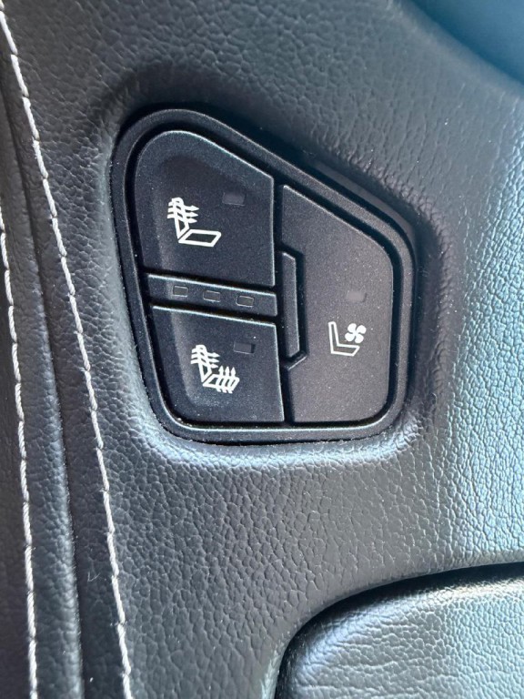 2017 Chevrolet Suburban Image 28