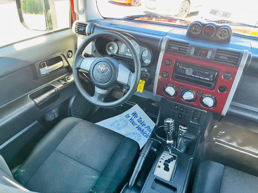 2008 Toyota FJ Cruiser Image 18