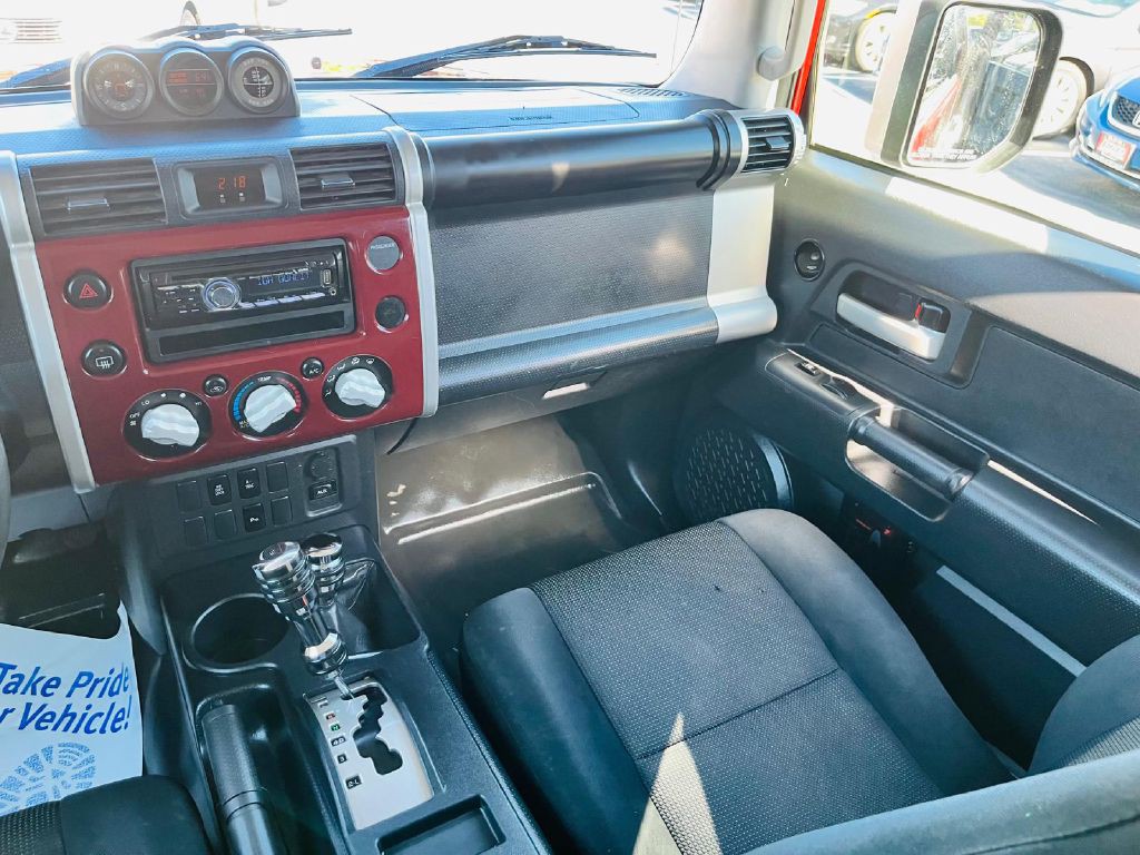 2008 Toyota FJ Cruiser Image 19
