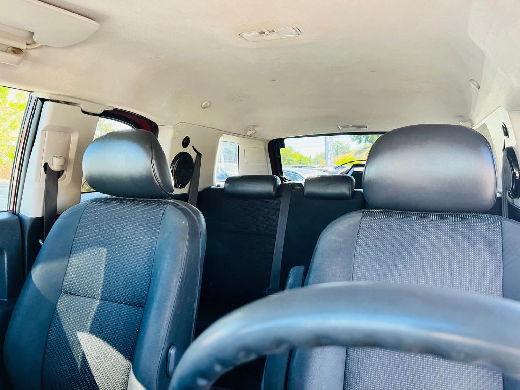 2008 Toyota FJ Cruiser Image 24