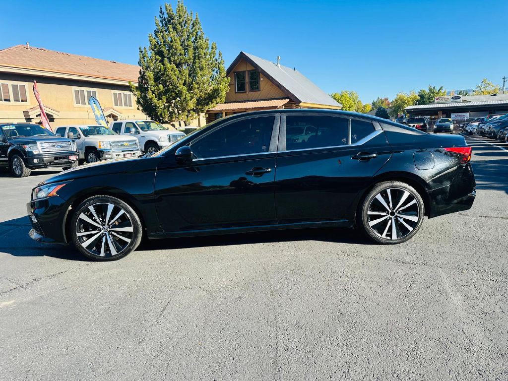 2020 Nissan Altima Image 4