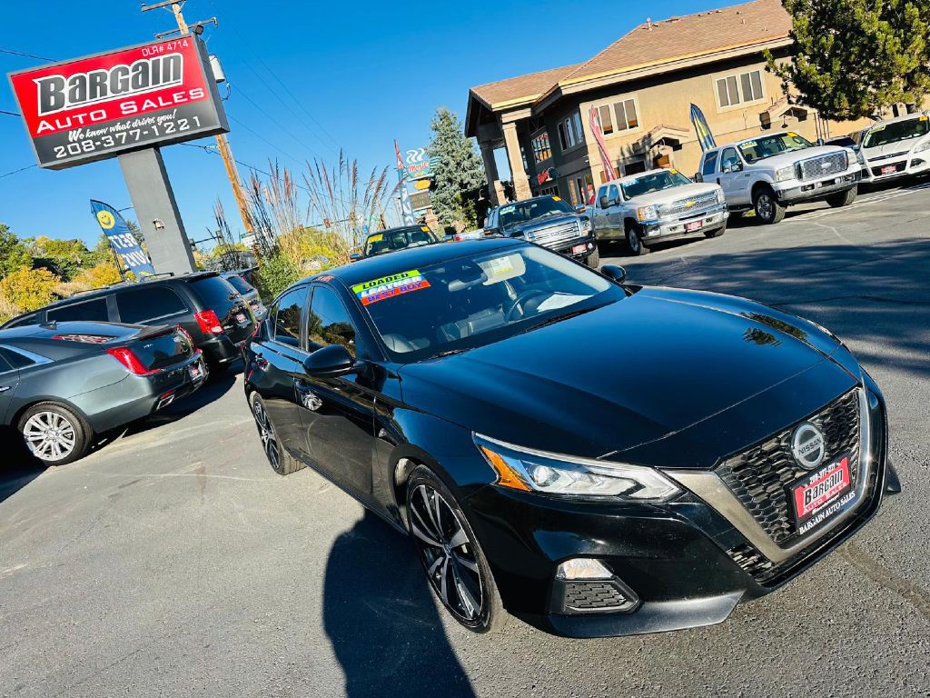 2020 Nissan Altima Image 9