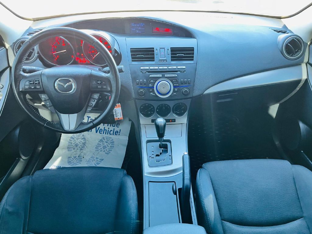 2011 Mazda Mazda3 Image 16
