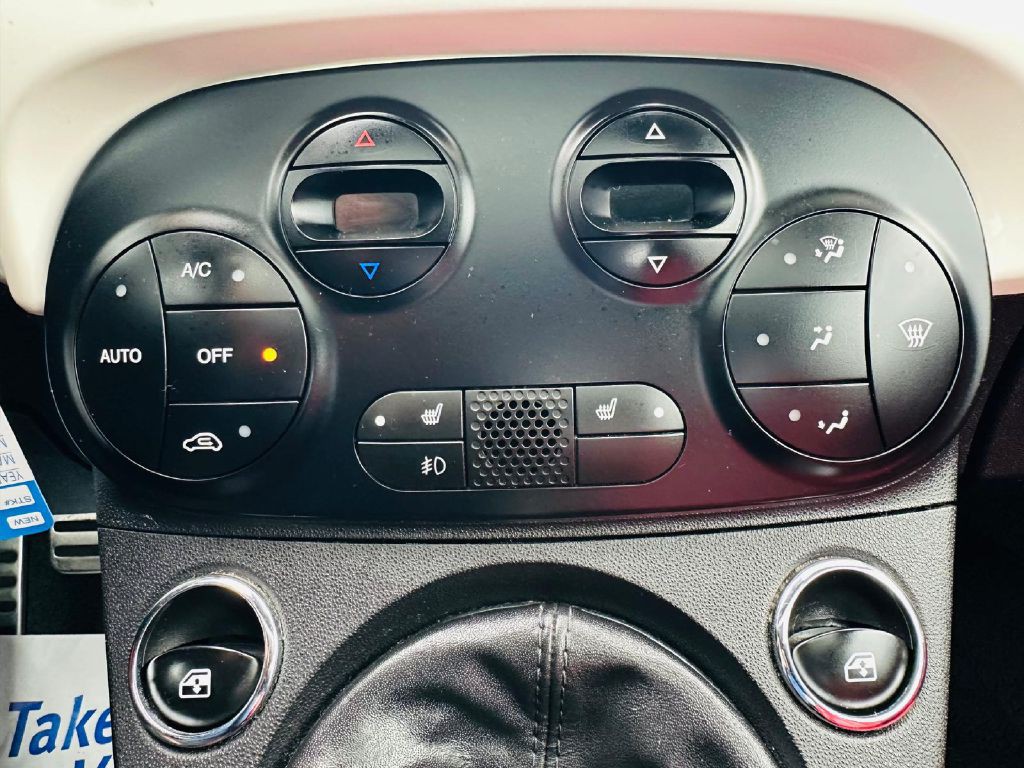 2015 FIAT 500 Image 23