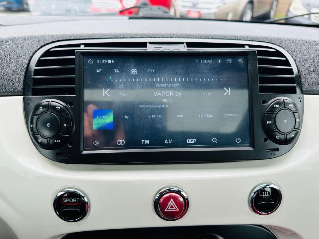 2015 FIAT 500 Image 24