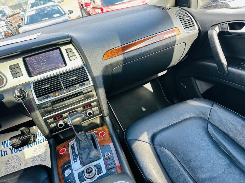 2015 Audi Q7 Image 23
