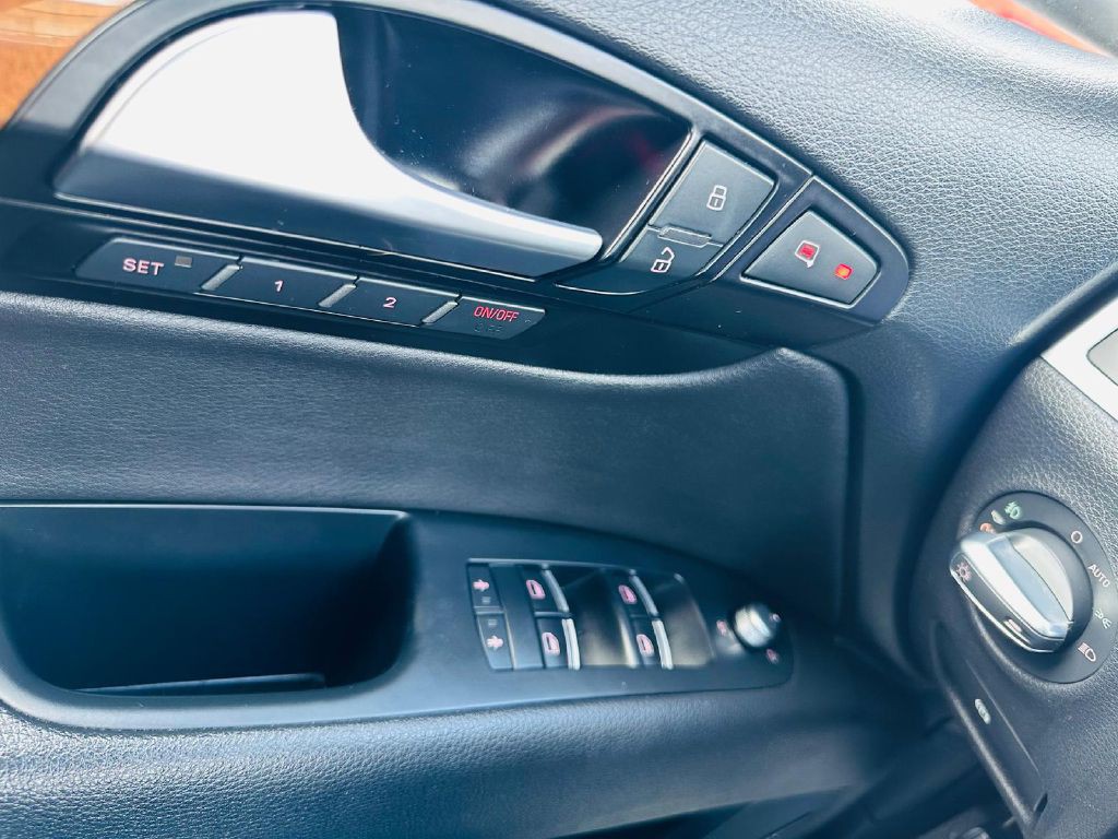 2015 Audi Q7 Image 29