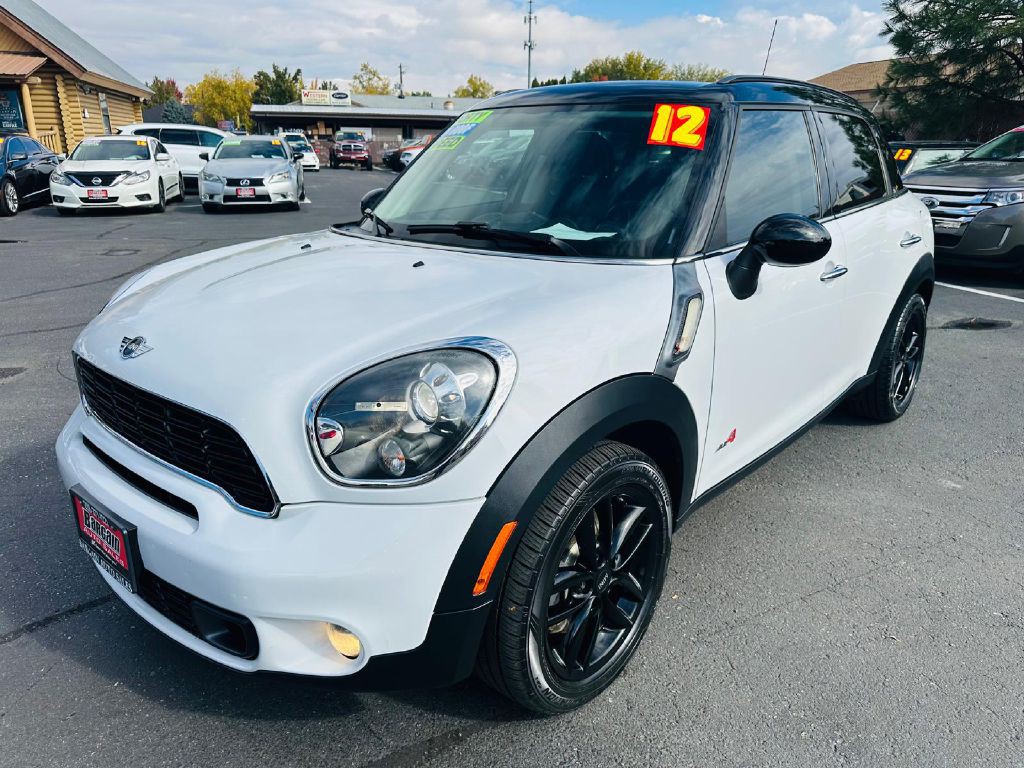 2012 MINI Countryman Image 3
