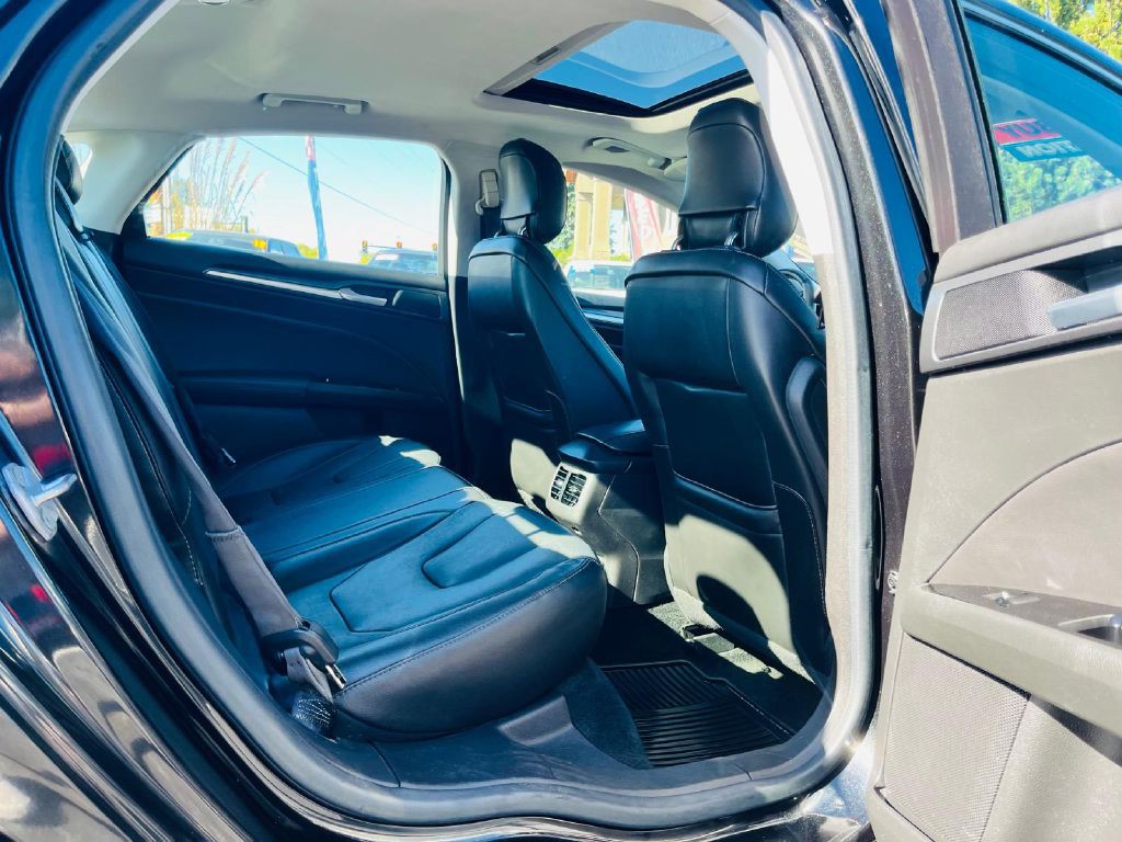 2014 Ford Fusion Image 15