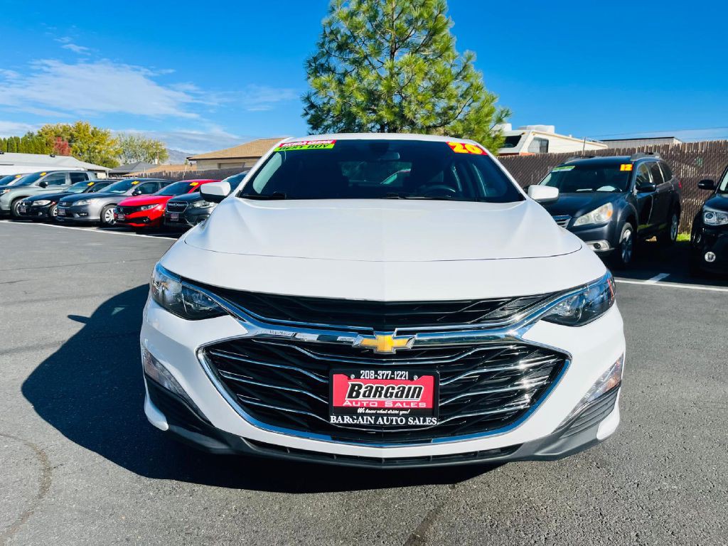 2020 Chevrolet Malibu Image 2