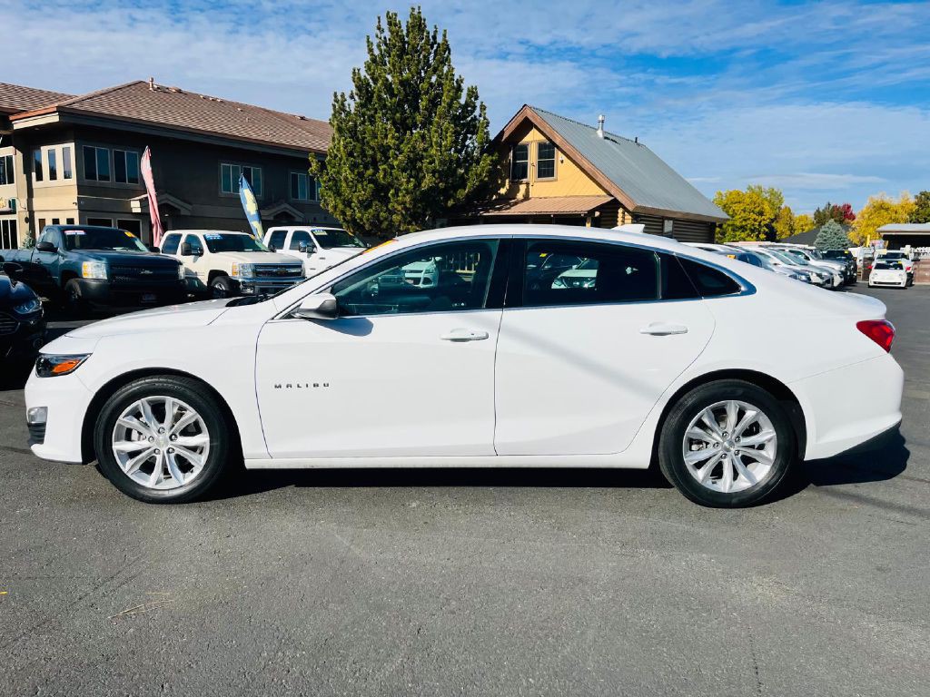 2020 Chevrolet Malibu Image 4