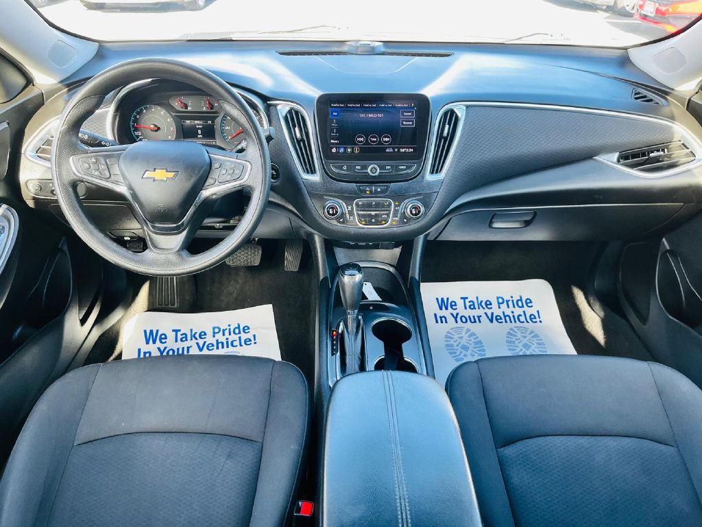 2020 Chevrolet Malibu Image 16