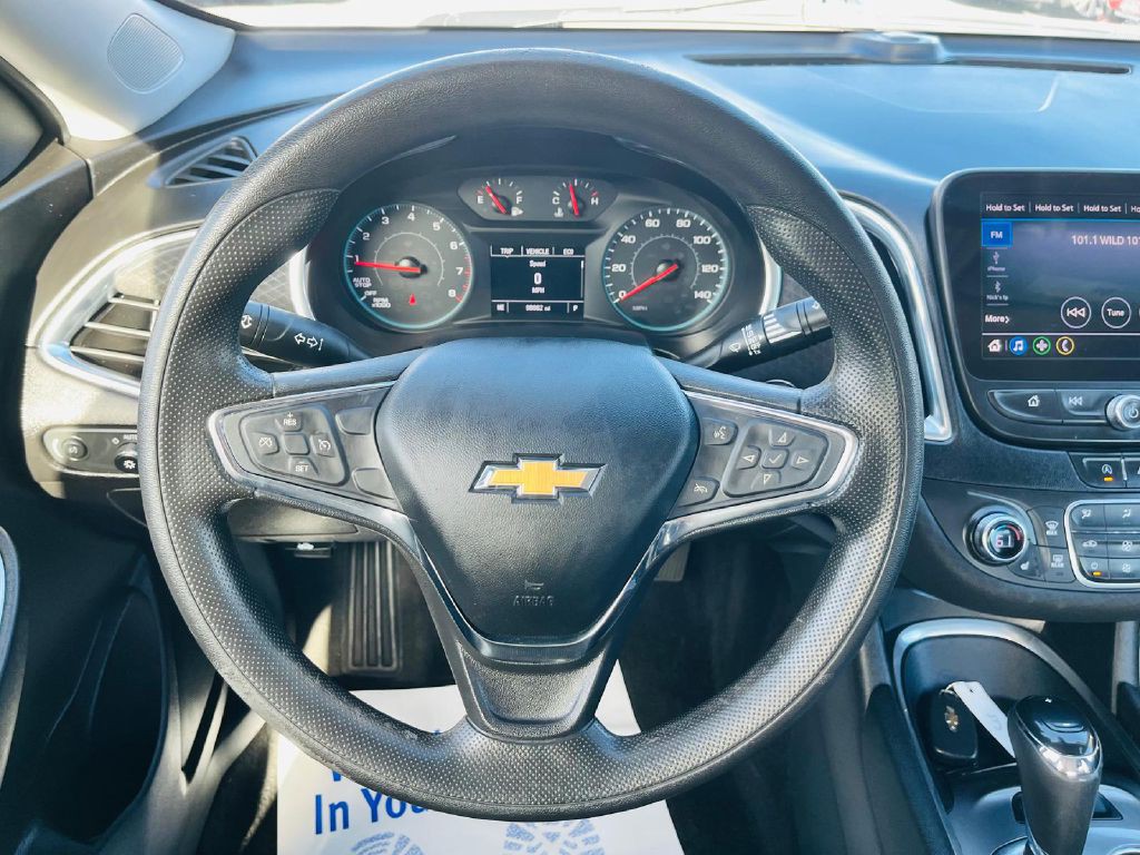 2020 Chevrolet Malibu Image 18