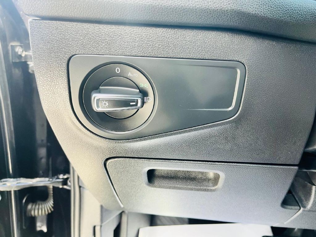 2019 Volkswagen Tiguan Image 25