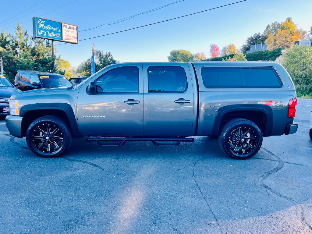 2011 Chevrolet Silverado 1500 Image 4