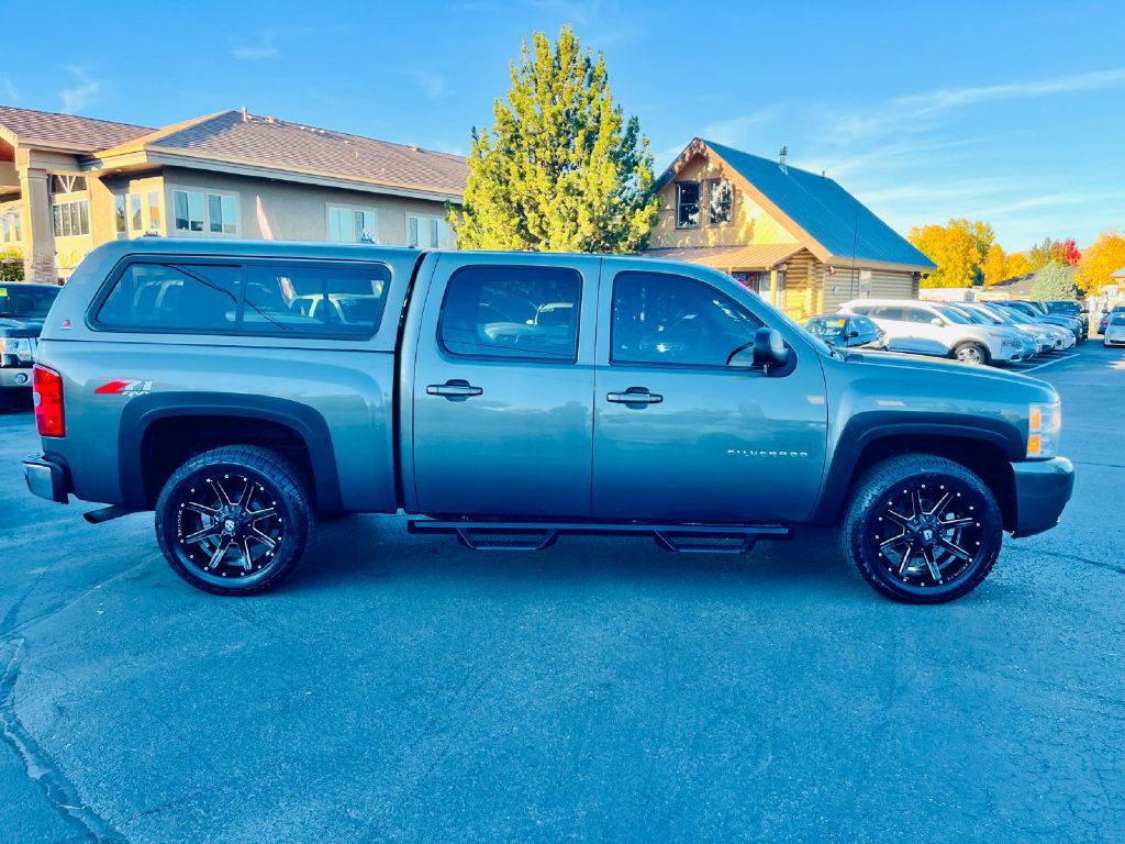 2011 Chevrolet Silverado 1500 Image 8