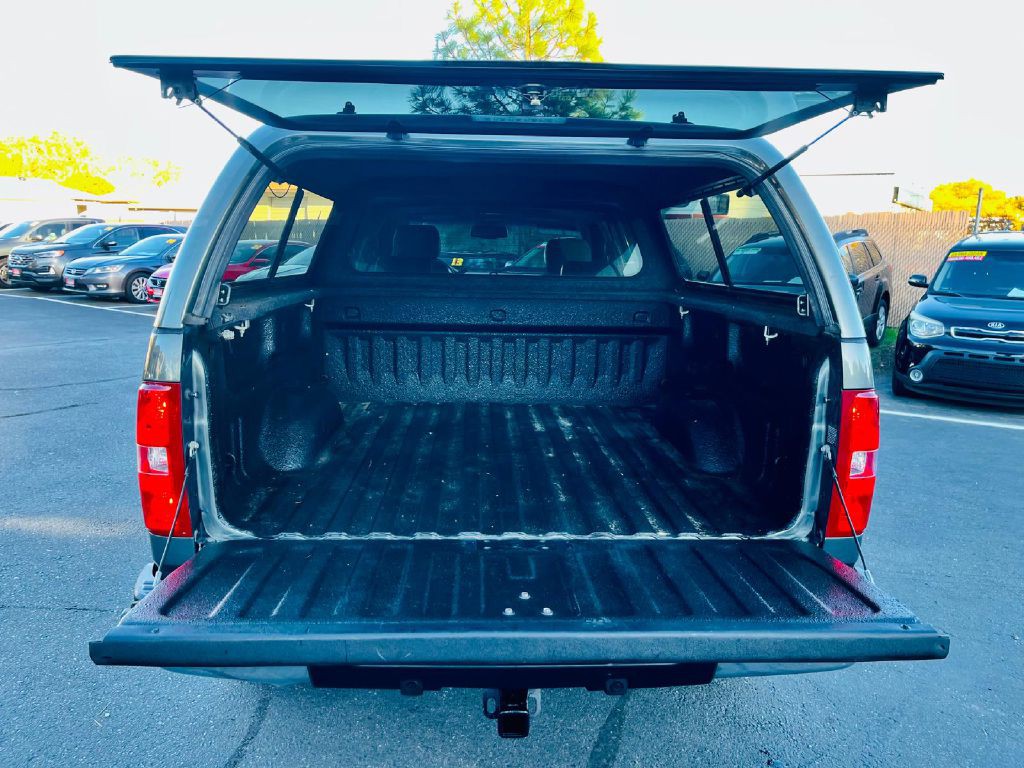 2011 Chevrolet Silverado 1500 Image 10
