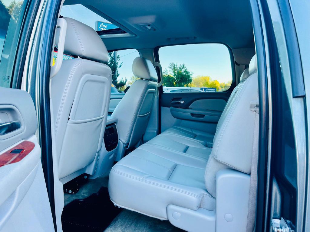2011 Chevrolet Silverado 1500 Image 14