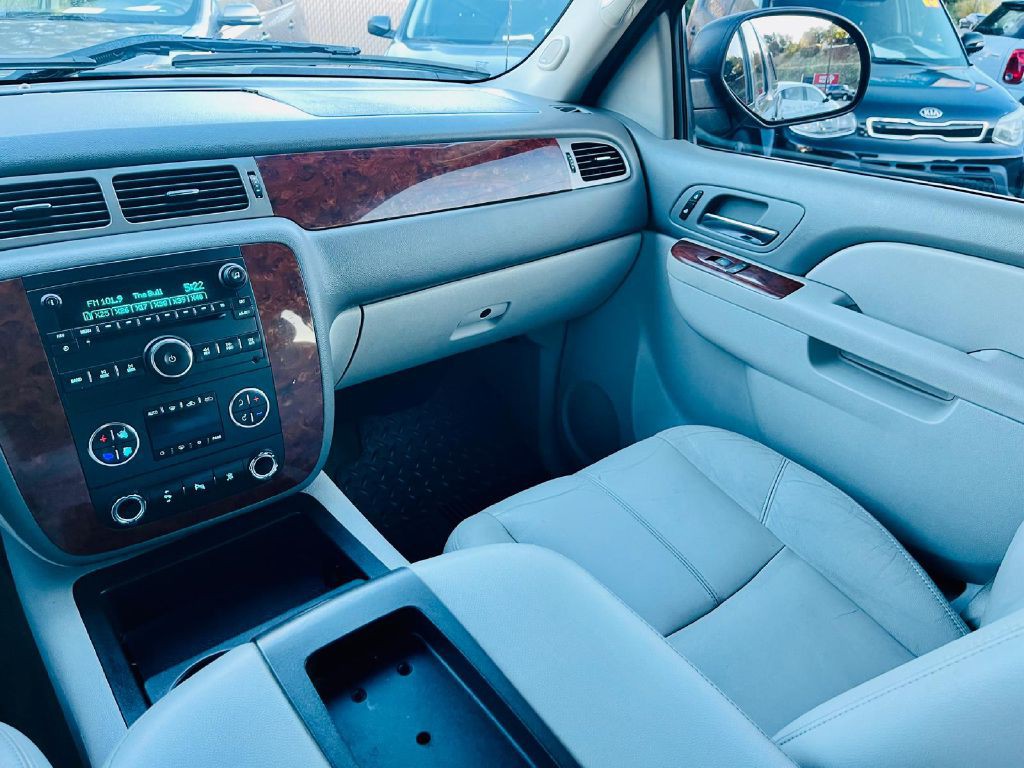 2011 Chevrolet Silverado 1500 Image 24