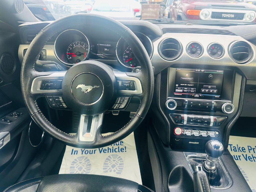 2015 Ford Mustang Image 17