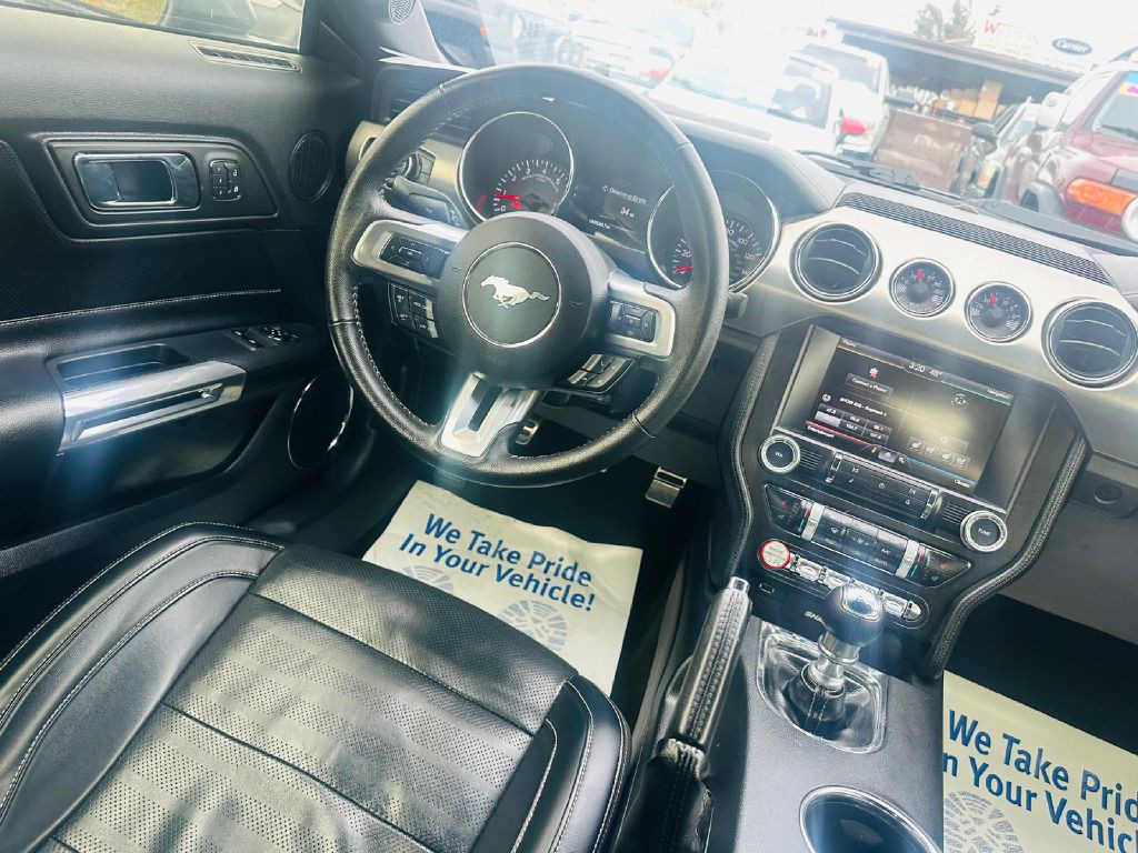 2015 Ford Mustang Image 20