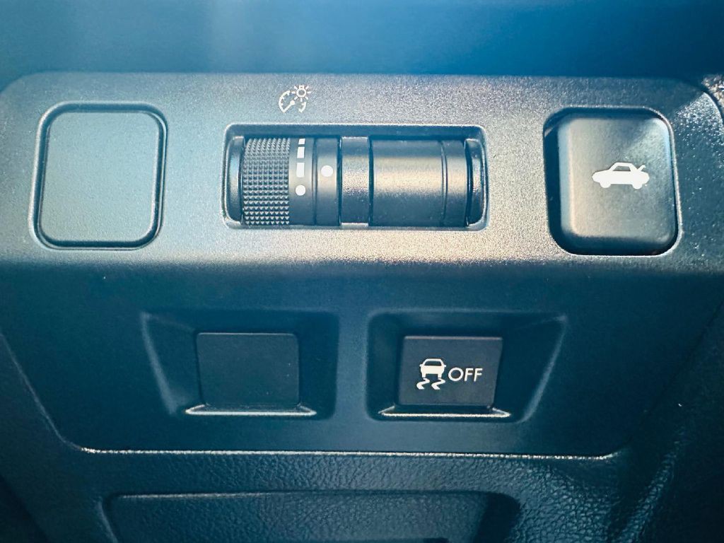 2017 Subaru WRX Image 27