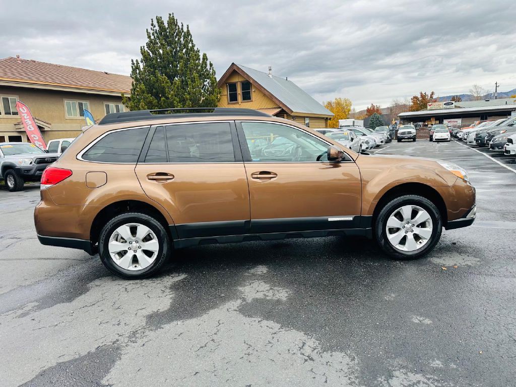 2012 Subaru Outback Image 7