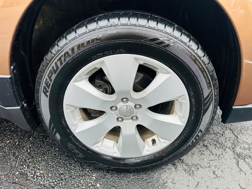 2012 Subaru Outback Image 29