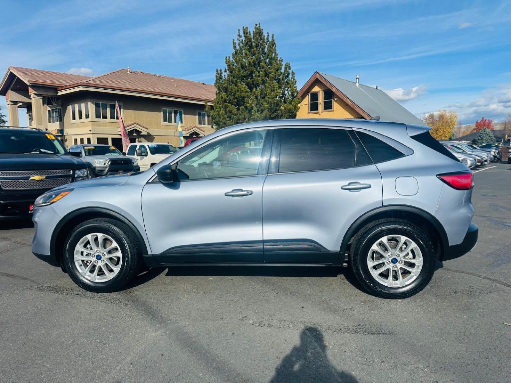 2022 Ford Escape Image 4