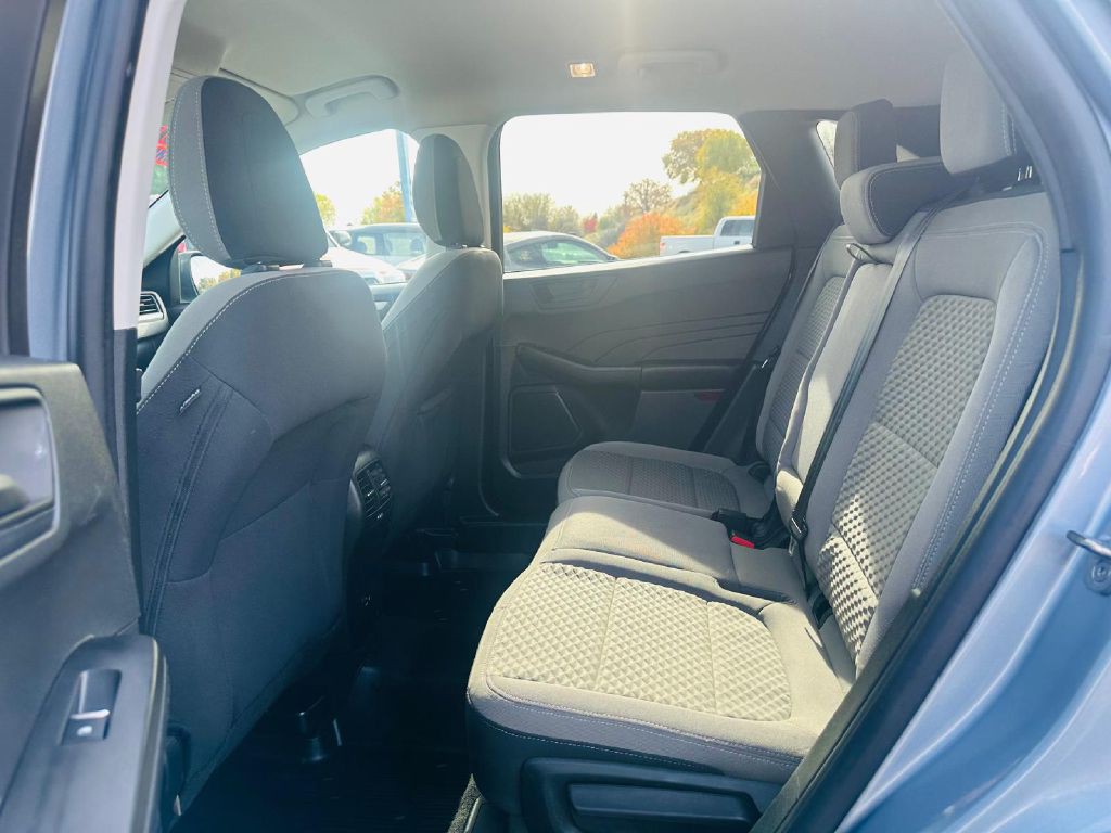 2022 Ford Escape Image 13