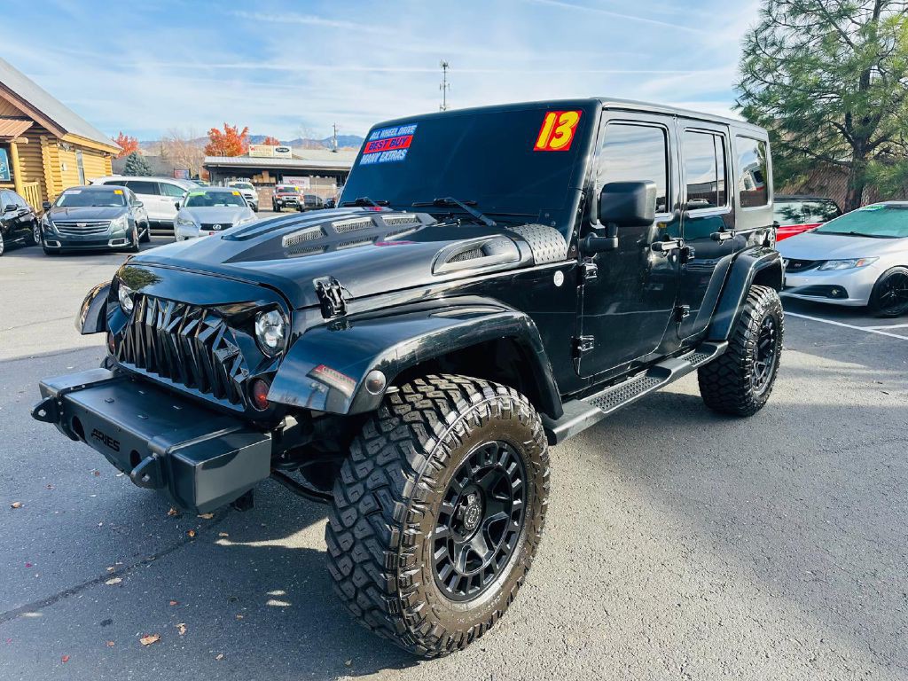 2013 Jeep Wrangler Unlimited Image 3