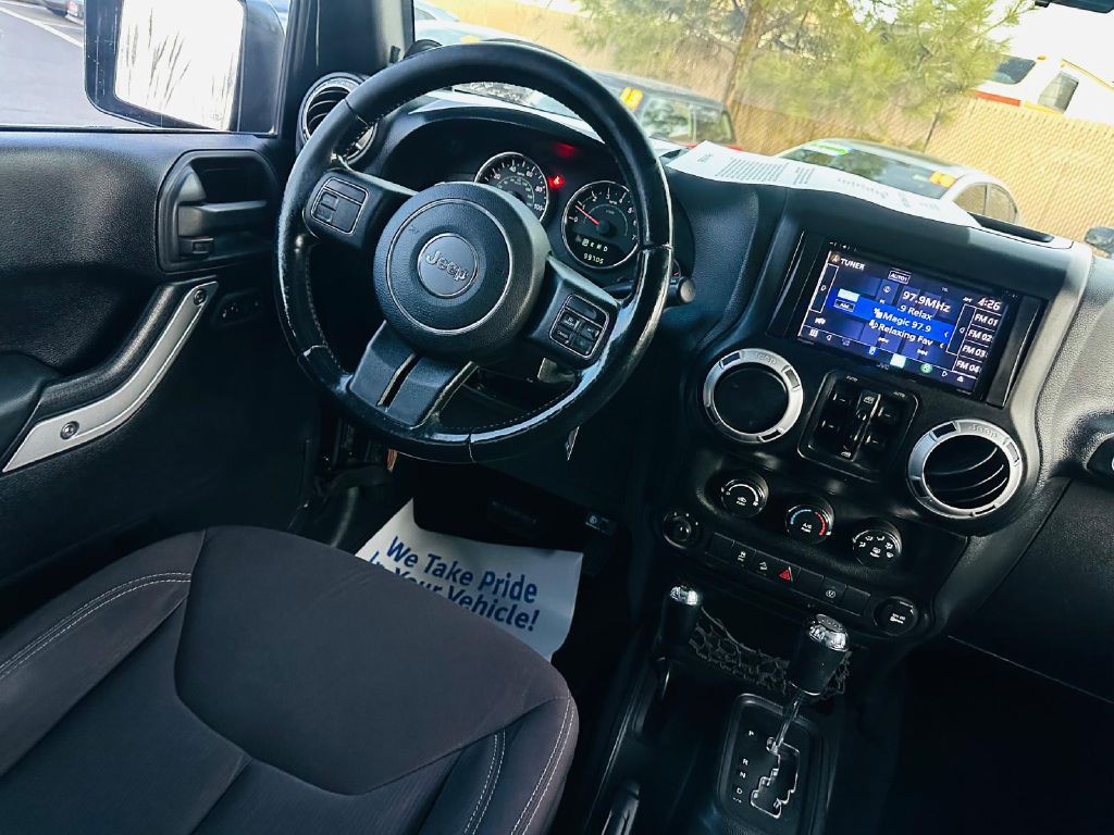 2013 Jeep Wrangler Unlimited Image 20