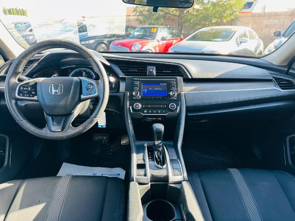 2019 Honda Civic Image 16