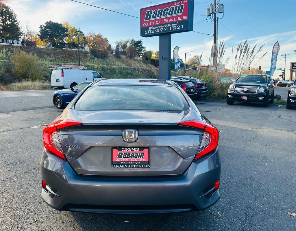 2016 Honda Civic Image 6