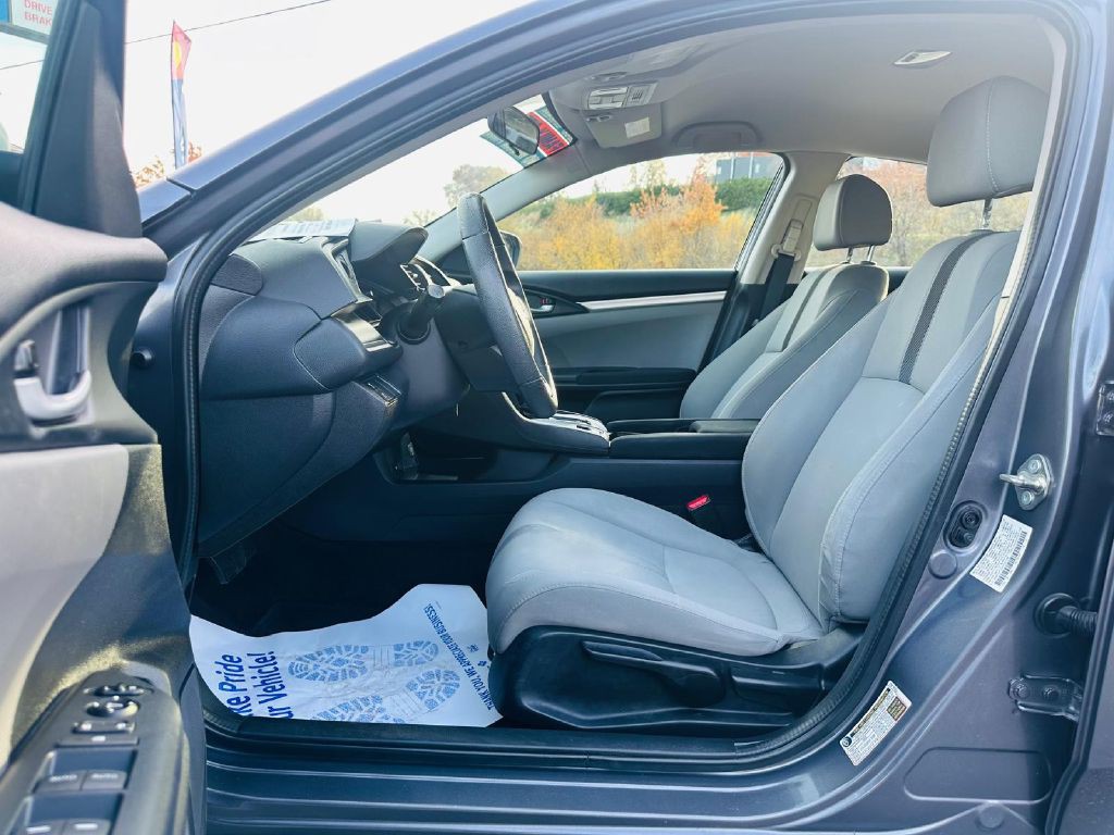 2016 Honda Civic Image 12