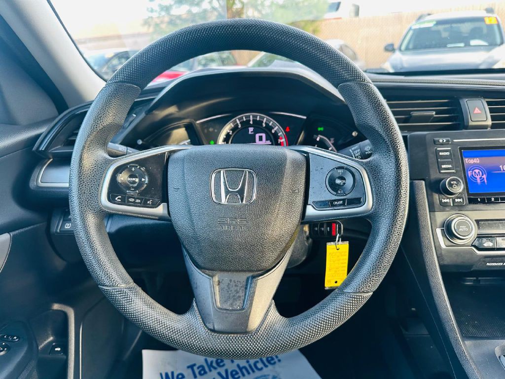 2016 Honda Civic Image 18
