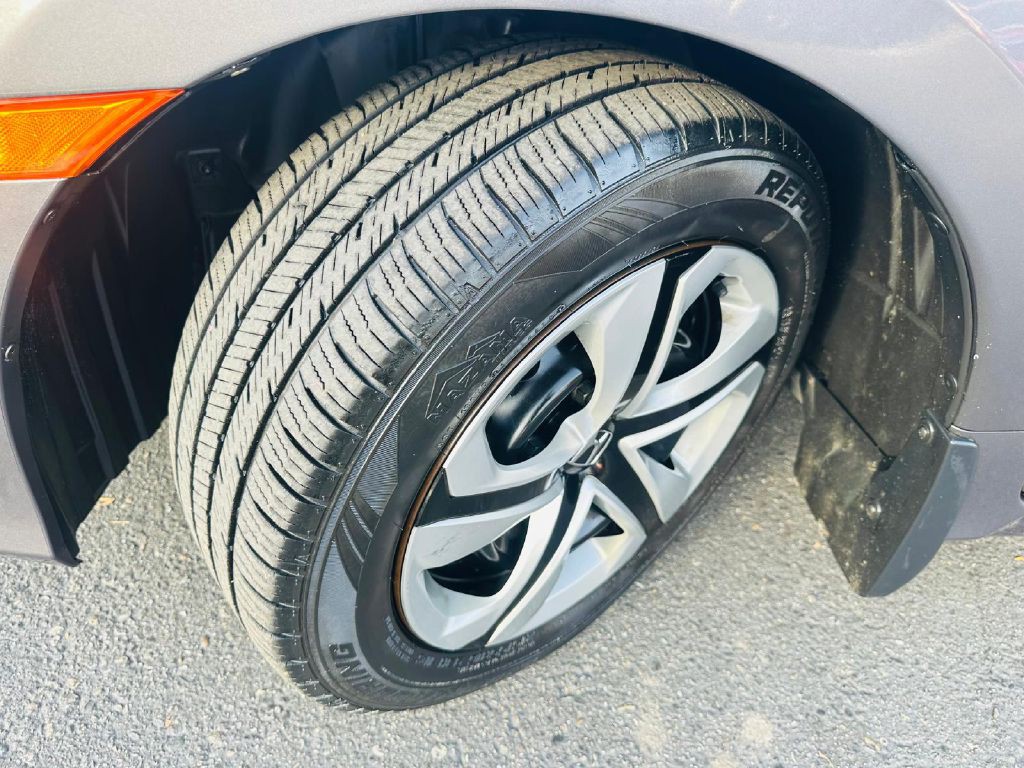 2016 Honda Civic Image 29