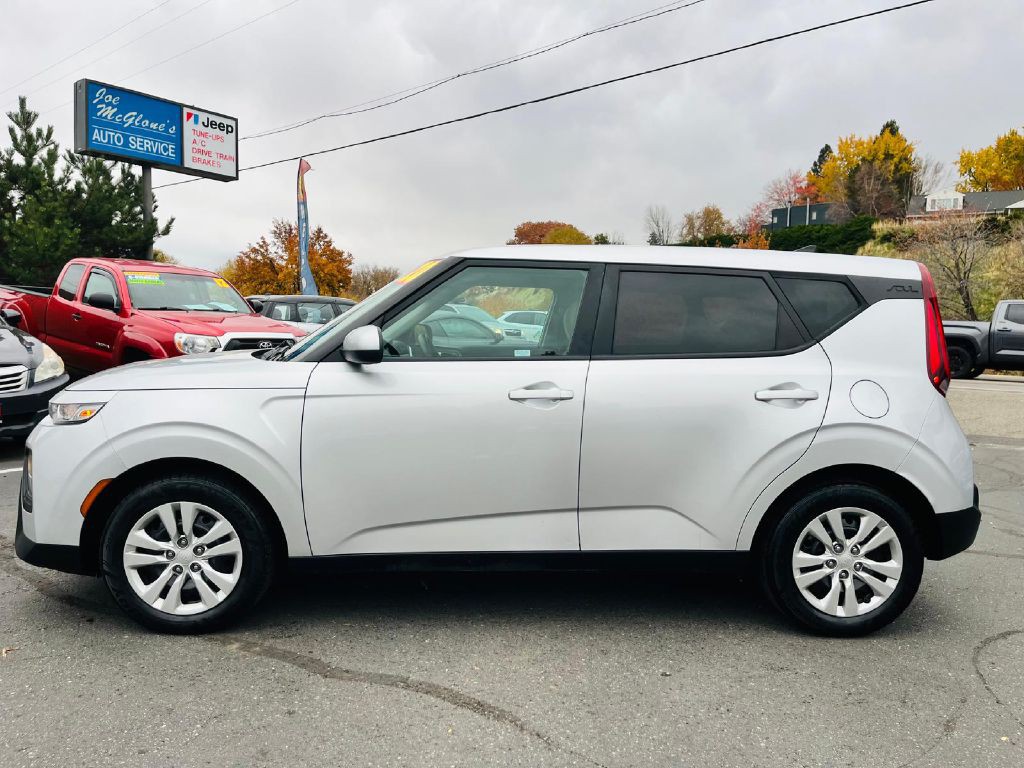 2020 Kia Soul Image 4