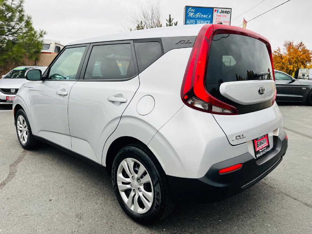 2020 Kia Soul Image 5