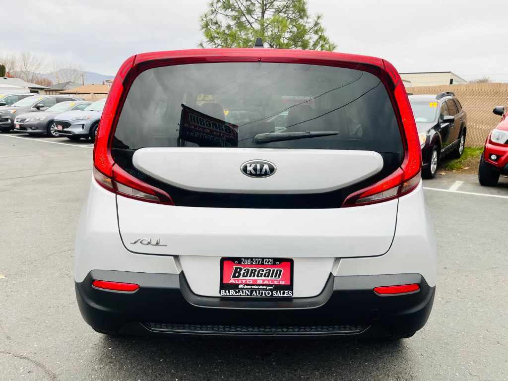 2020 Kia Soul Image 6