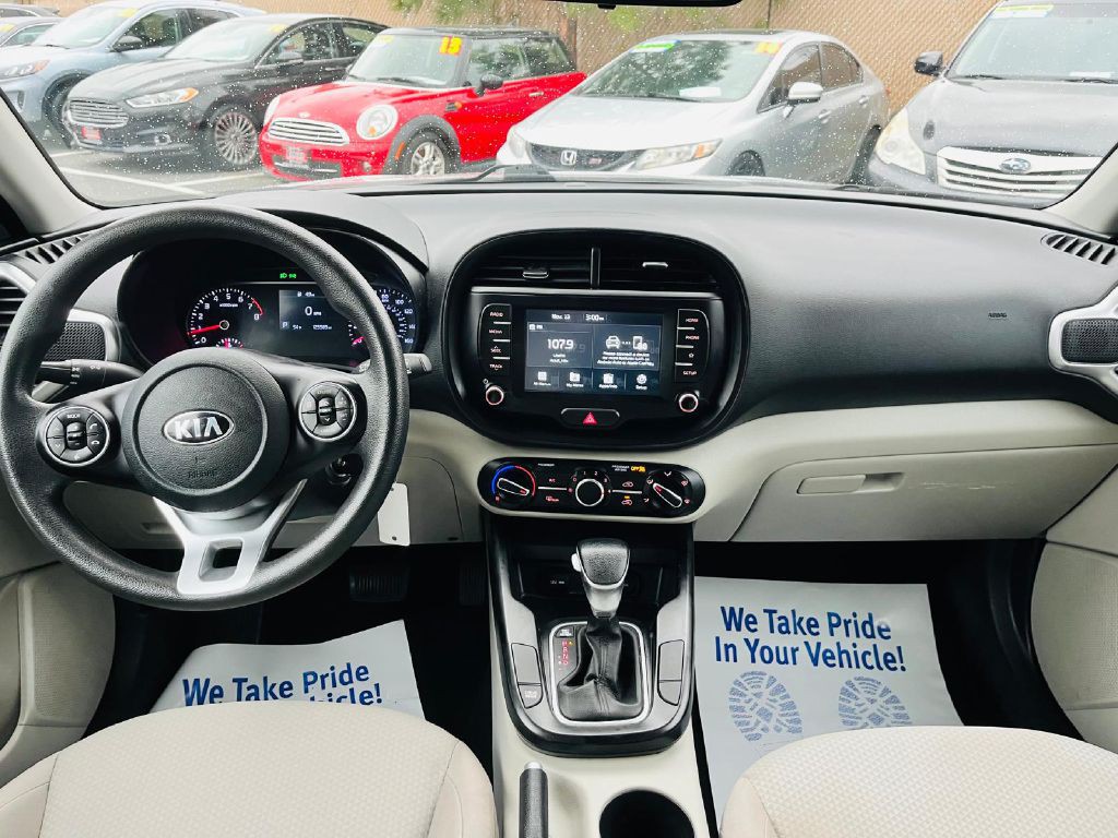 2020 Kia Soul Image 16