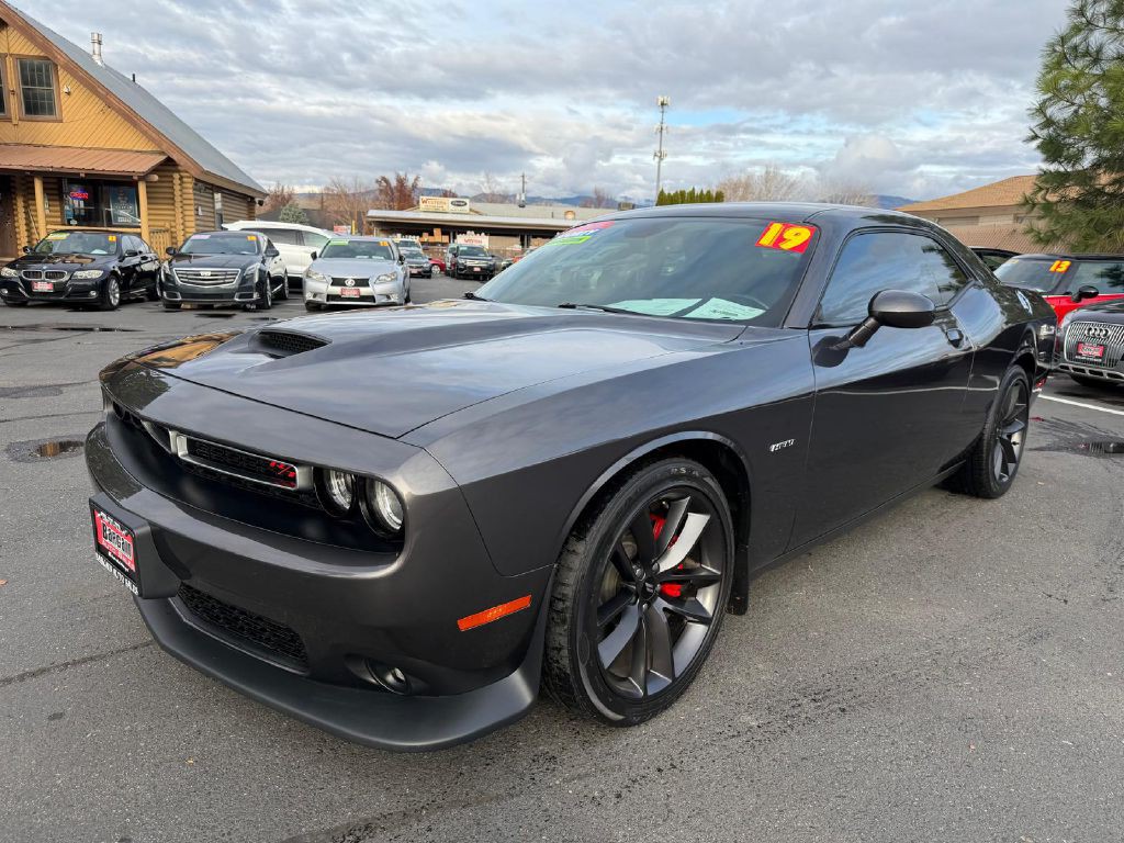 2019 Dodge Challenger Image 3