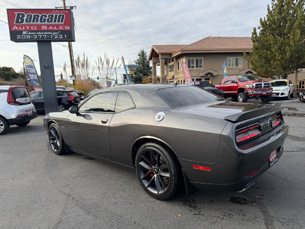 2019 Dodge Challenger Image 5
