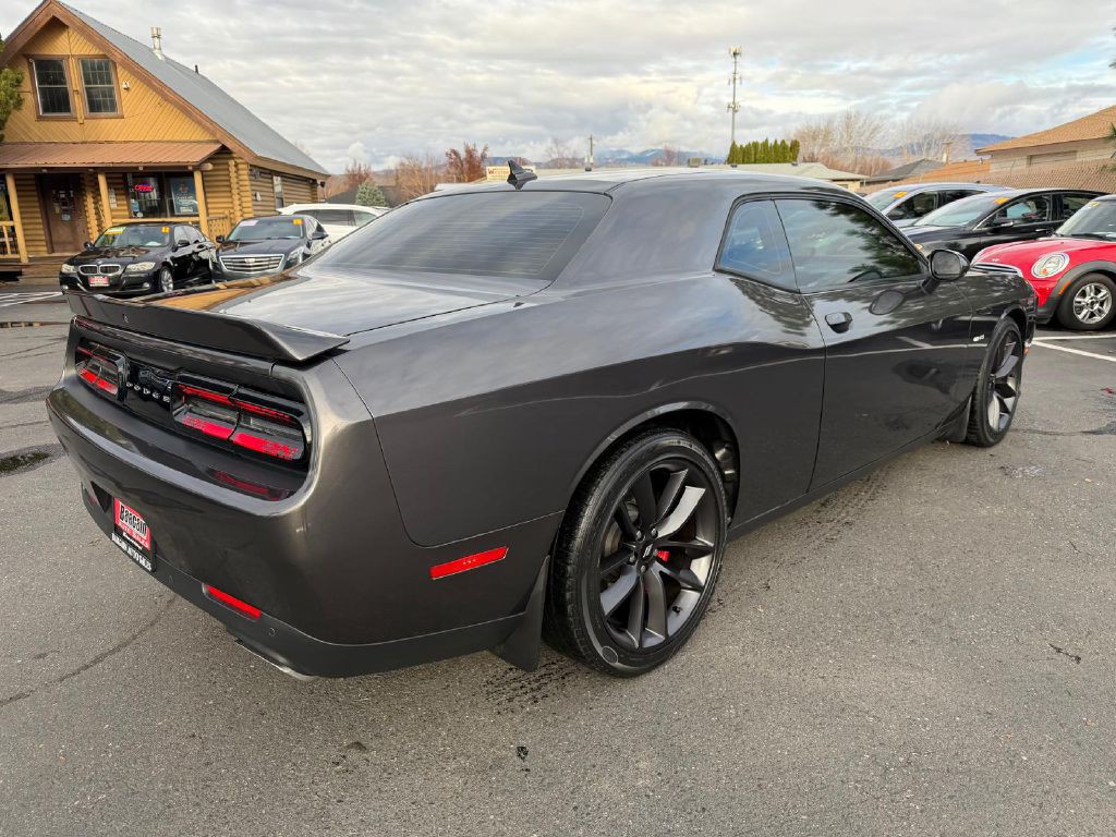 2019 Dodge Challenger Image 7