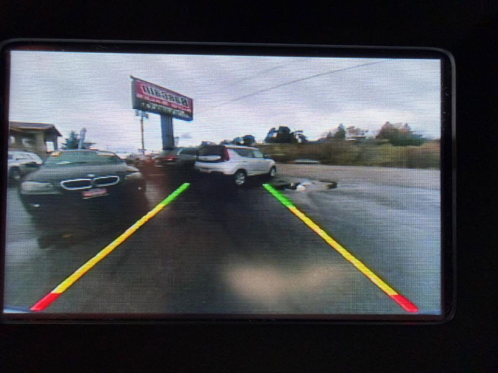 2015 Dodge Challenger Image 24